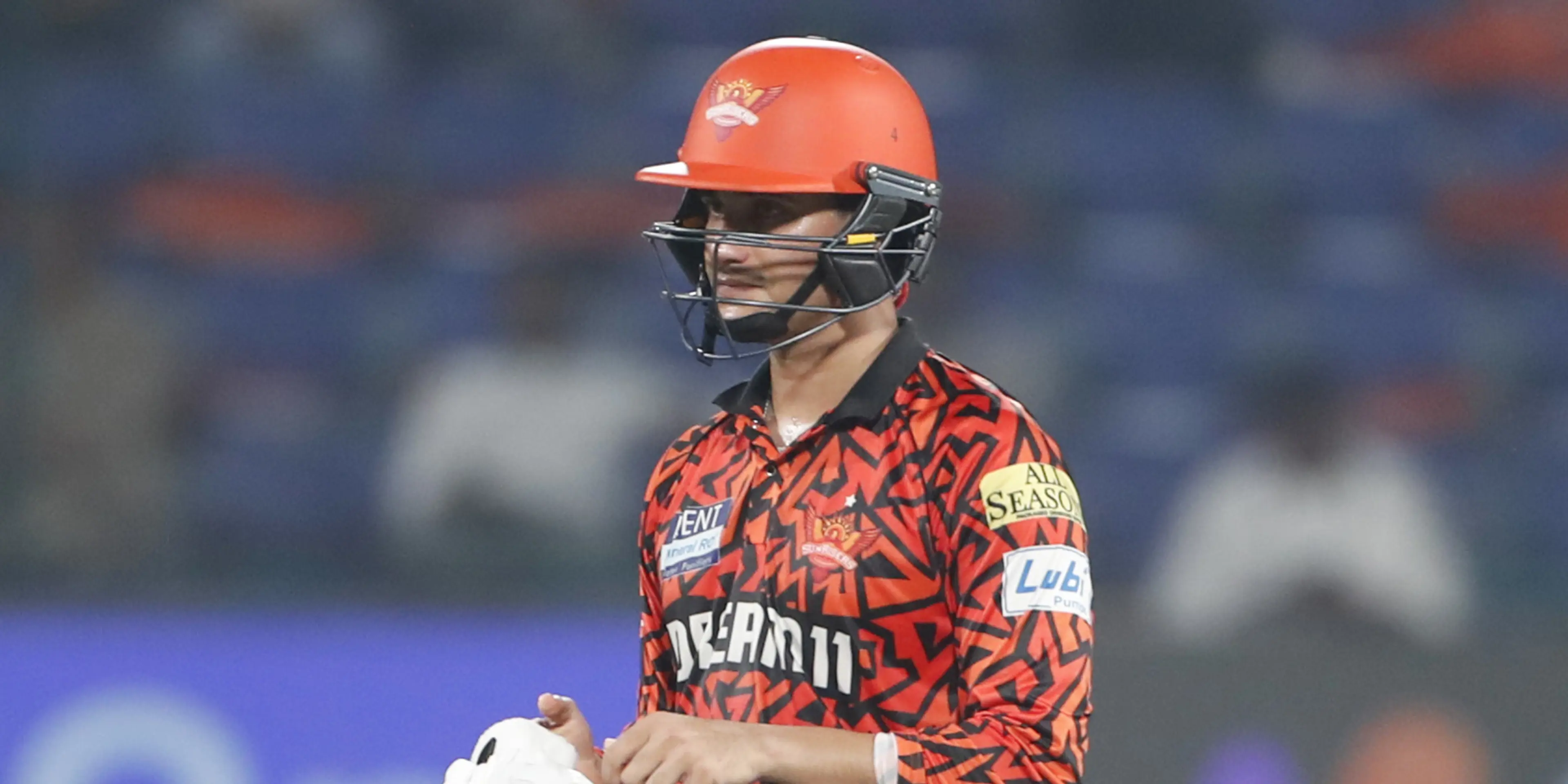 Sharma the entertainer helps Hyderabad to win over Capitals