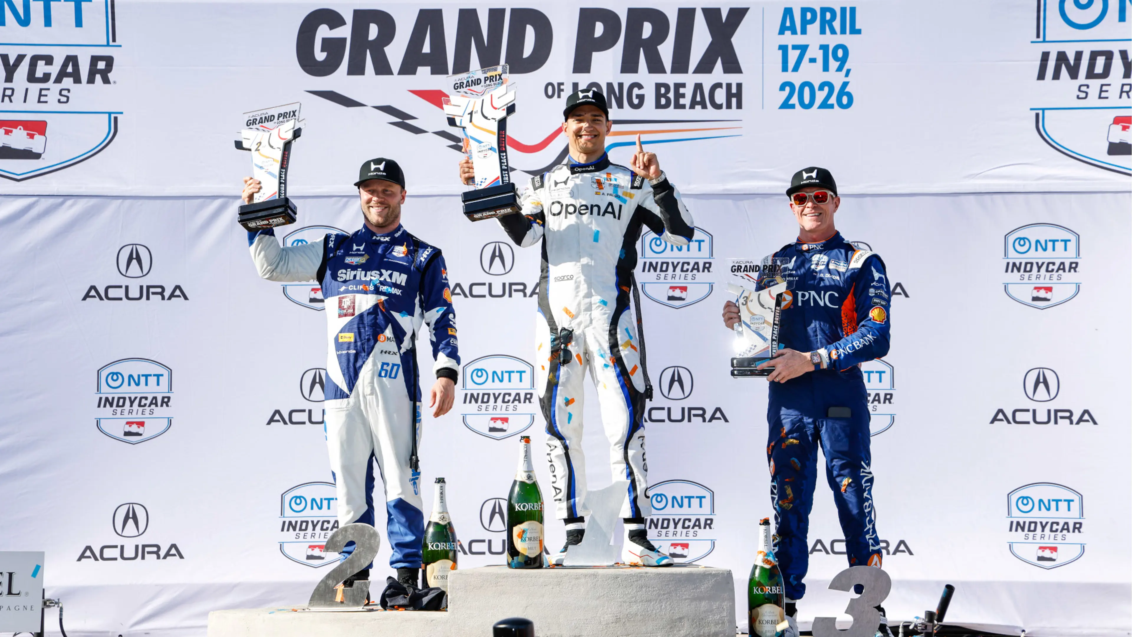 Alex Palou credits pit crew in 1st-ever win at Long Beach