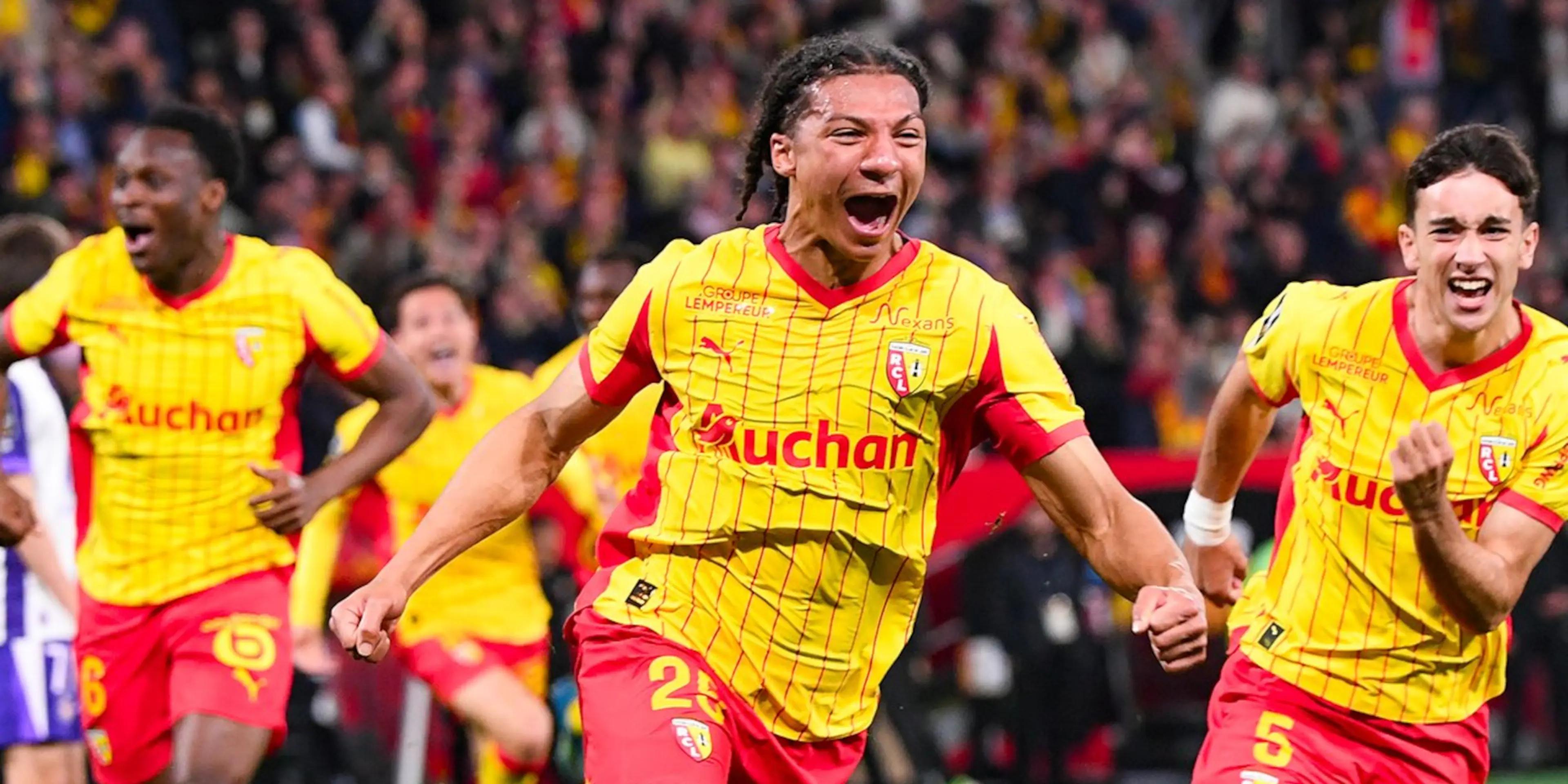 Lens leave it late to edge Toulouse and keep pressure on PSG