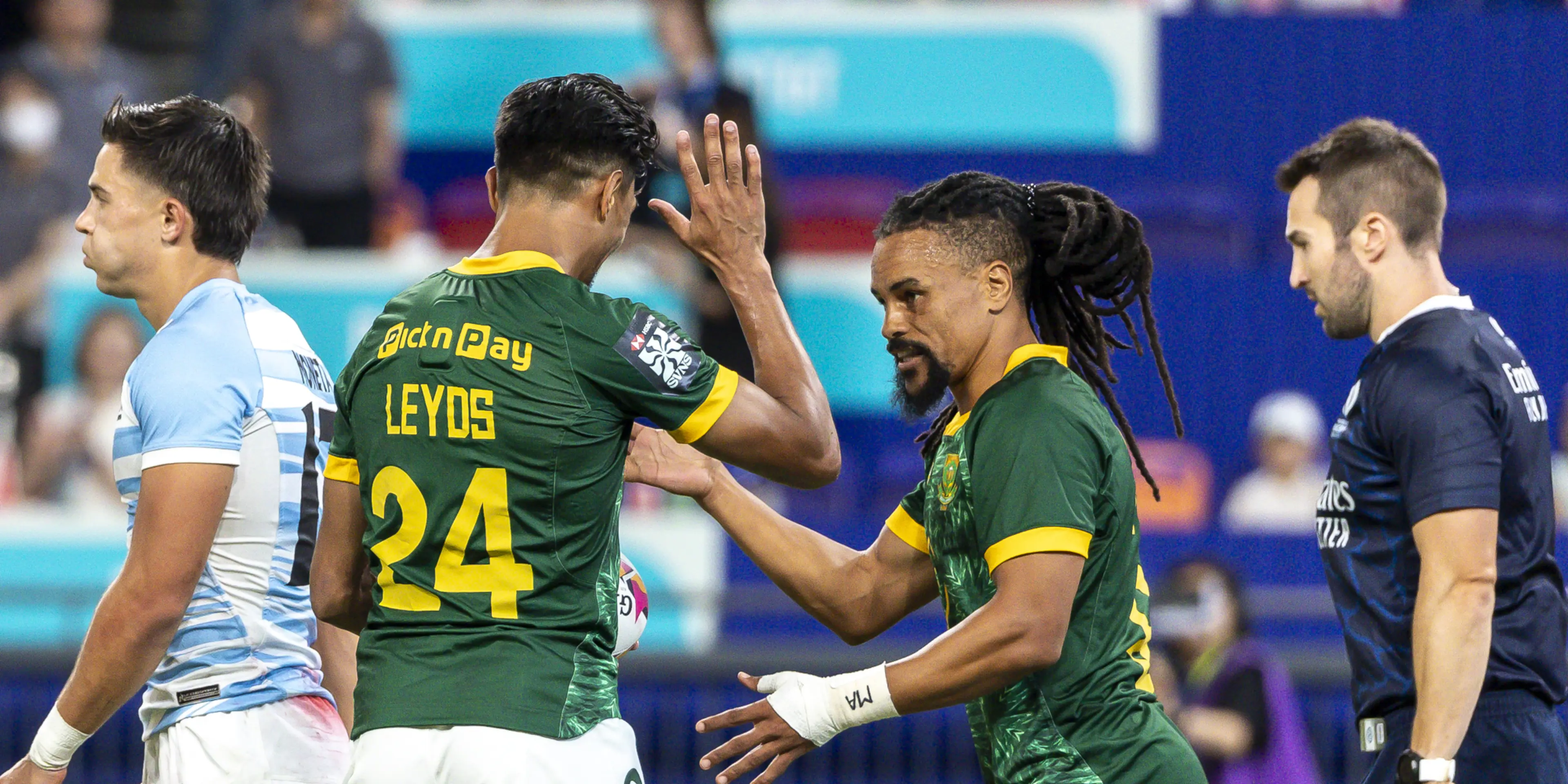 Blitzboks bounce back in style to book Hong Kong quarterfinal spot