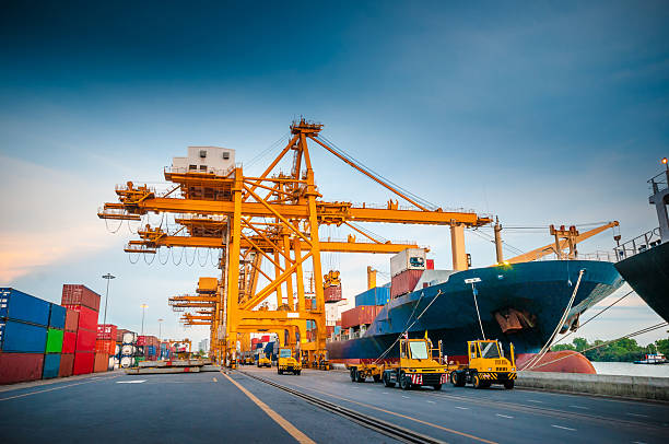 Italian Cargo Masters: Reliable Freight Forwarding
